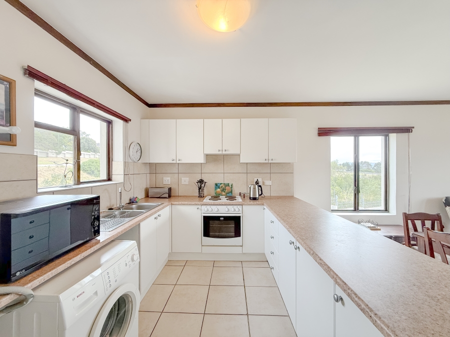 To Let 2 Bedroom Property for Rent in Bowtie Western Cape